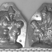 Chocolate Mold Outside